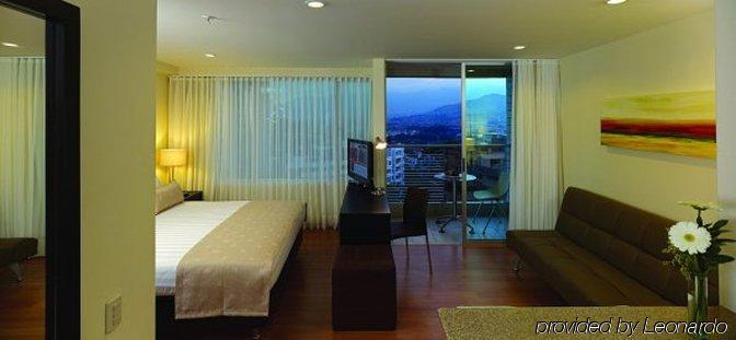 Estelar Apartamentos Medellín Cameră foto